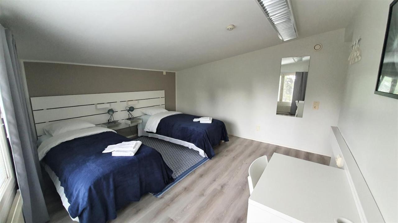 Vanha-merivartioasema Hotell