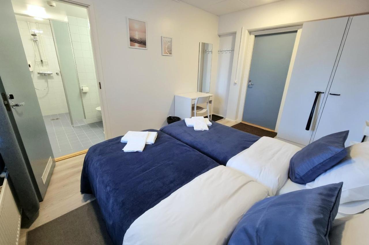 Vanha-merivartioasema Hotell *